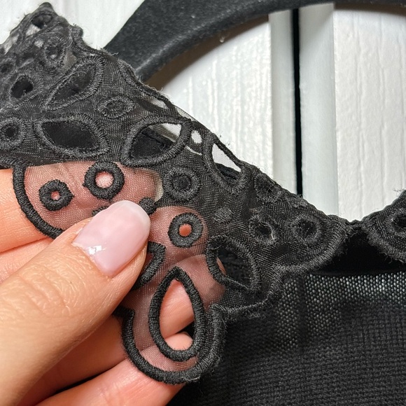 Club Monaco - Black Merino 100% Wool Lace Sweater in Size XS - Picture 6 of 7